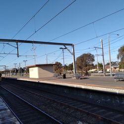 Laverton railway station, Melbourne - Platform