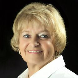 Rehoboth Beachteam - Coastal Delaware Real Estate - Pat Campbell-White, Rehoboth Beachteam SERVING THE SHORE since '74