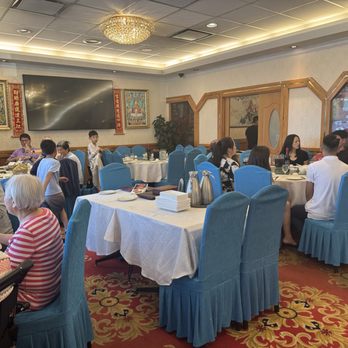 Top Cantonese Cuisine Restaurant - Inside of restaurant~ - Dim Sum Near Me - Vancouver, British Columbia Top Cantonese Cuisine Restaurant - Inside of restaurant~ - Dim Sum Near Me - Vancouver, British Columbia