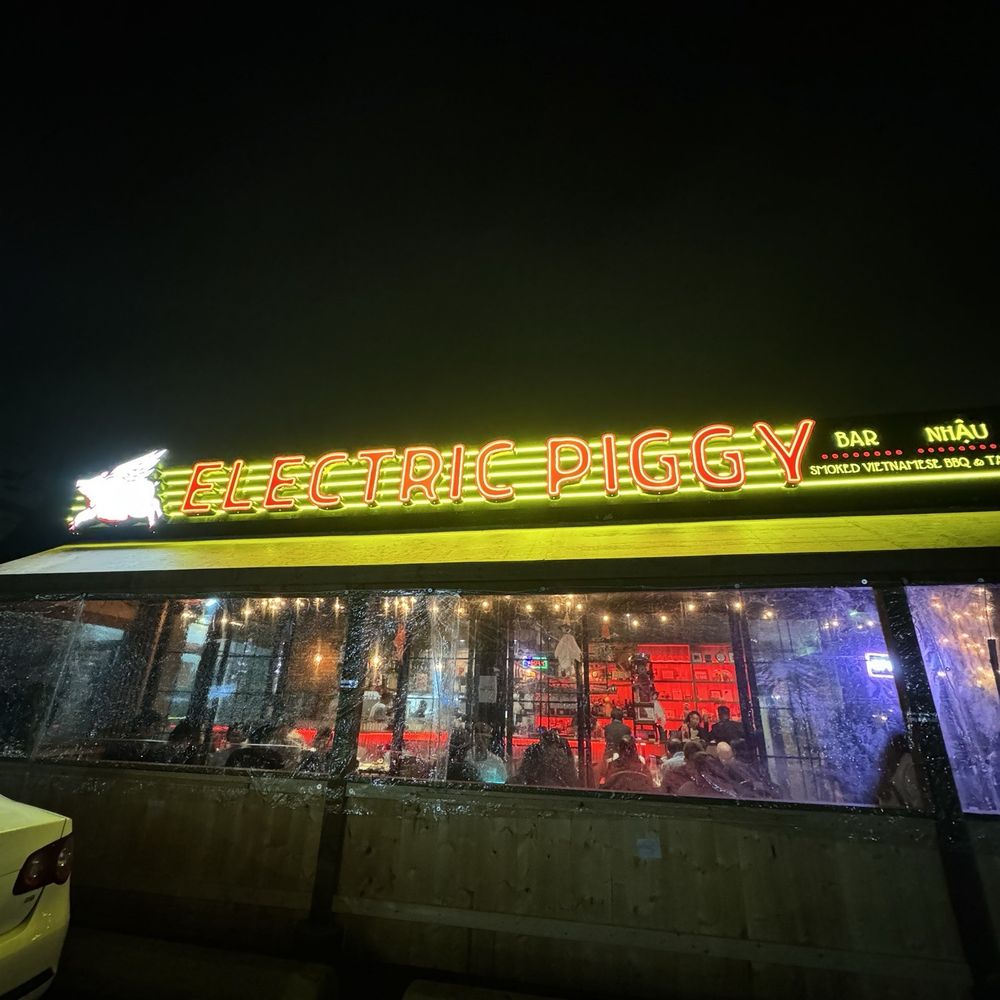 Electric Piggy BBQ - Barbeque Near Me - Markham, Ontario Electric Piggy BBQ - Barbeque Near Me - Markham, Ontario