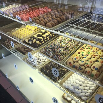 Bennison's Bakery - Bakeries Near Me - Evanston, Illinois Bennison's Bakery - Bakeries Near Me - Evanston, Illinois