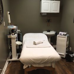 Euphoria Day Spa - All Esthetic services are preformed in a clean, private, treatment room.