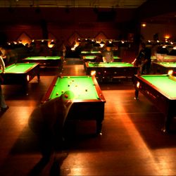 Le Eight - La plus grande salle de billard sur Bordeaux.