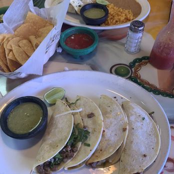 Restaurante Tequilas - Street tacos above and michoacanos below. Chips and salsa. - Mexican Near Me - Palmetto, Florida Restaurante Tequilas - Street tacos above and michoacanos below. Chips and salsa. - Mexican Near Me - Palmetto, Florida