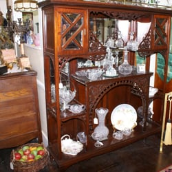 Vieux Marche' Antiques