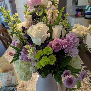 McCandless Floral - Mother's Day arrangement - Florists Near Me - Pittsburgh, Pennsylvania