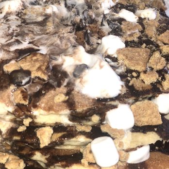 Honeybear Cafe - NICK'S MORE SMORES CAKES - Breakfast & Brunch Near Me - Chicago, Illinois