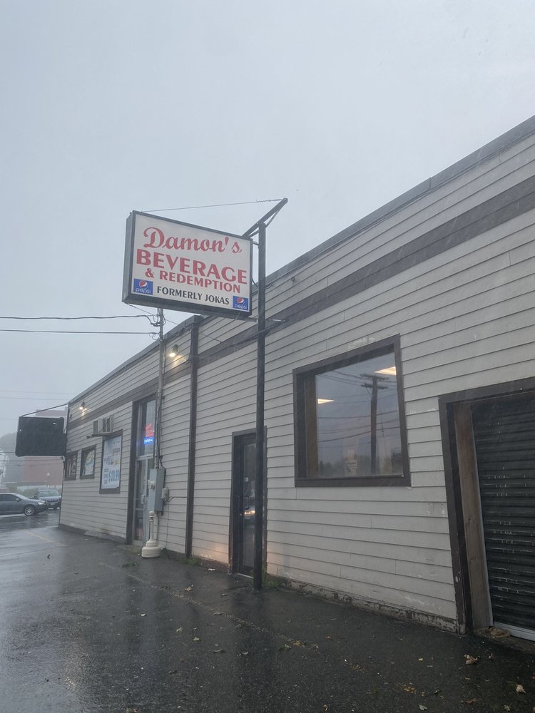 Social spots from Damon's Beverage Mart