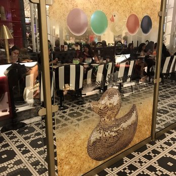 Sugar Factory Foxwoods - American Near Me - Mashantucket, Connecticut