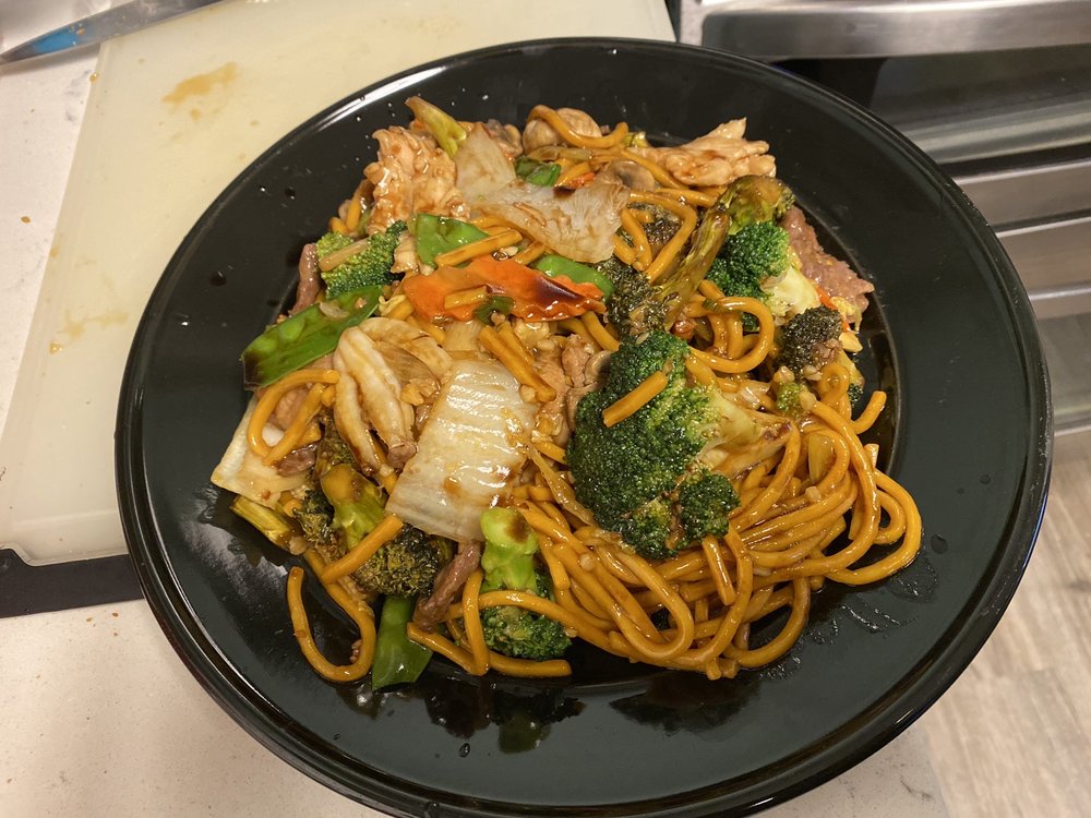 CHINESE WOK Updated May 2024 19 Photos & 39 Reviews 805 E N Ave