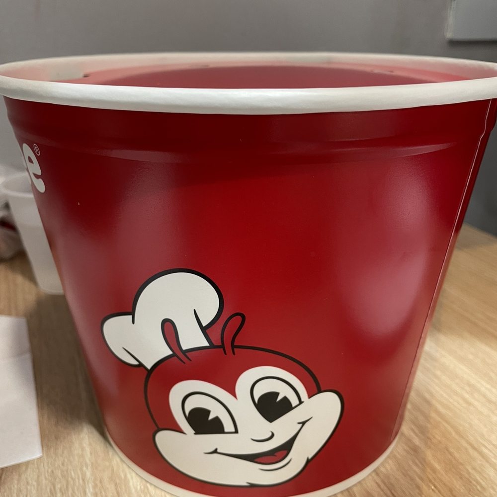 Jollibee - 10 pieces bucket of fried chicken - Chicken Shop Near Me - Alhambra, California