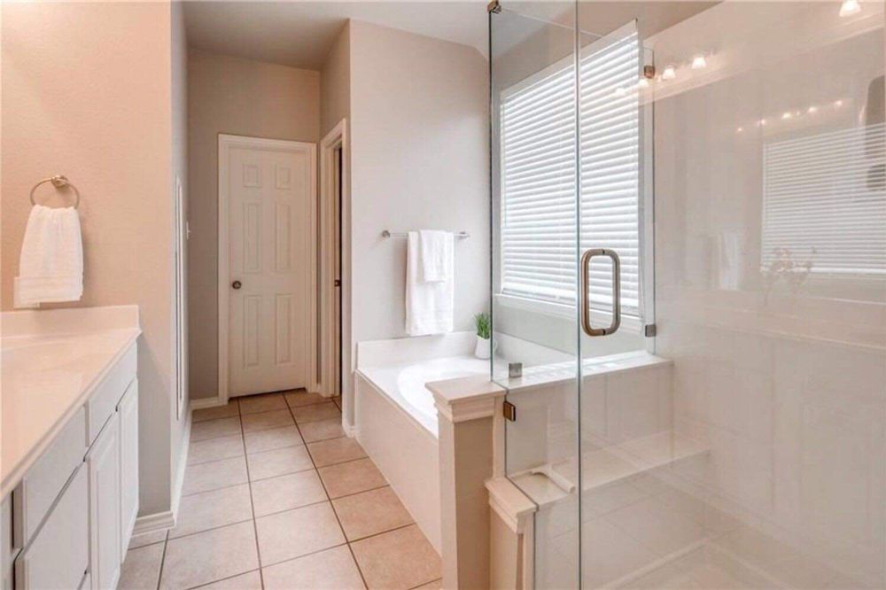 IMMACULATE HOME REFLECTIONS OF CHARLESTON Updated June 2024 16