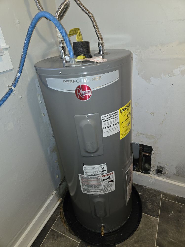 Slide of C&D Renovations and Automotive