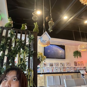 SweetHoney Dessert - Artesia - interior decor - Desserts Near Me - Artesia, California SweetHoney Dessert - Artesia - interior decor - Desserts Near Me - Artesia, California