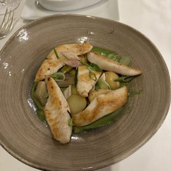 Le Train Bleu - John Dory was excellent -- honestly the only really good thing we tried other than the potatoes that came with the lamb - French Near Me - Paris, 75 Le Train Bleu - John Dory was excellent -- honestly the only really good thing we tried other than the potatoes that came with the lamb - French Near Me - Paris, 75
