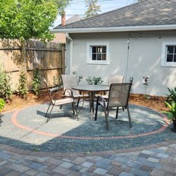Trio Landscaping - Dining area