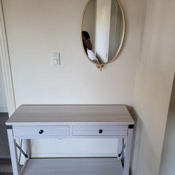 Carlos Handyman - Entry Table and Mirror - Handyman Near Me Carlos Handyman - Entry Table and Mirror - Handyman Near Me