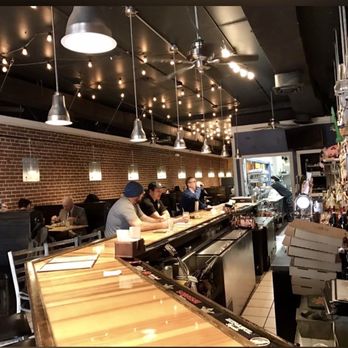 Venture Kitchen And Bar - Pizza Near Me - Hampton, Virginia