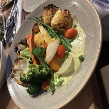 Moku Kitchen - Grilled Vegetables - Cocktail Bars Near Me - Honolulu, Hawaii
