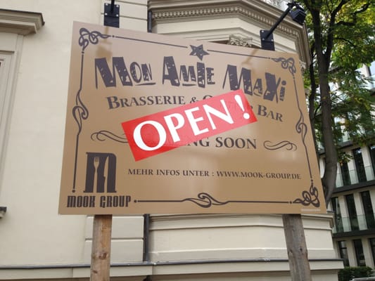 Mon Amie Maxi by null