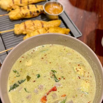 Siam Station - Chicken Satay and C3. Green Curry with Rice - Thai Near Me - Cupertino, California Siam Station - Chicken Satay and C3. Green Curry with Rice - Thai Near Me - Cupertino, California