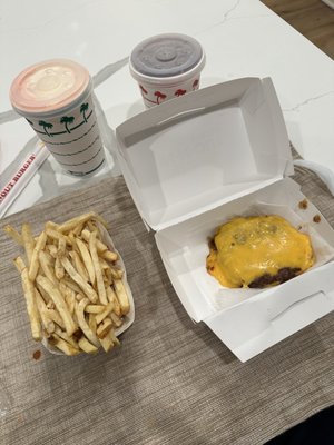In-N-Out Burger by null
