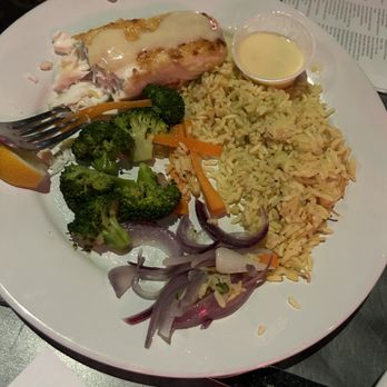 Crawdaddy's - Grilled Halibut- very delicious and cooked perfectly - Cajun/Creole Near Me - Visalia, California