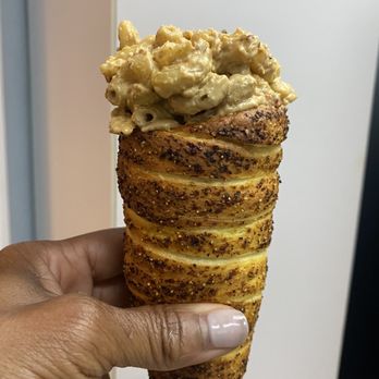 Eva's Original Chimneys - Jerk Mac n cheese - Desserts Near Me - Toronto, Ontario Eva's Original Chimneys - Jerk Mac n cheese - Desserts Near Me - Toronto, Ontario