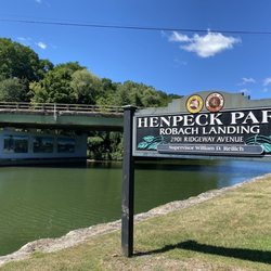 Henpeck Park