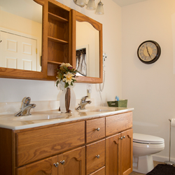 Twin Spruce Tourist Home - The Charleston Room