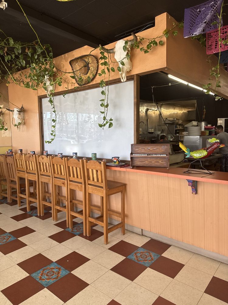 Taco Sal Restaurant