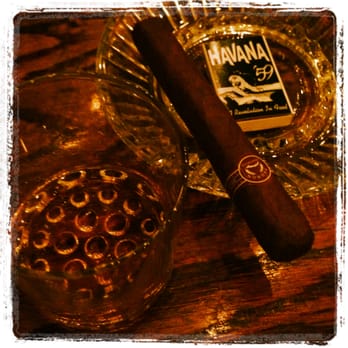 Havana 59 - 10-yr Laphroaig paired with a Padron 3000 Maduro provides a perfect ending to a great night - Cuban Near Me - Richmond, Virginia