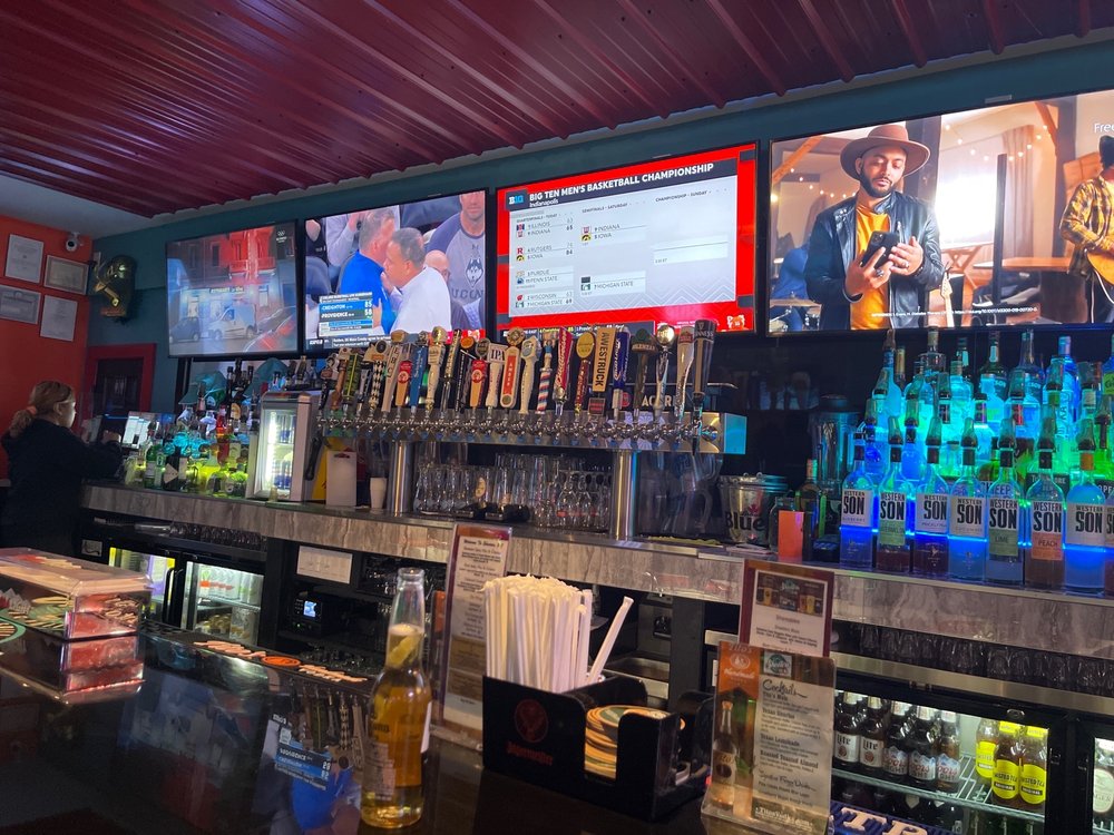 Food from Shooters 5-7 Bar & Grill