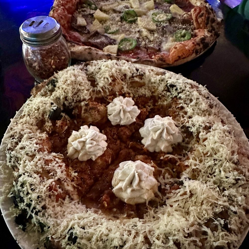 Floralia - Pizzeta + Paridiso = Pizza Paradise - Italian Near Me - Honolulu, Hawaii Floralia - Pizzeta + Paridiso = Pizza Paradise - Italian Near Me - Honolulu, Hawaii