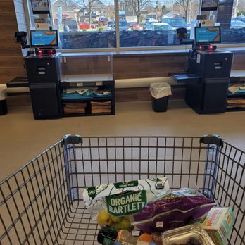ALDI - Self checkouts - Grocery Near Me - Columbus, Ohio