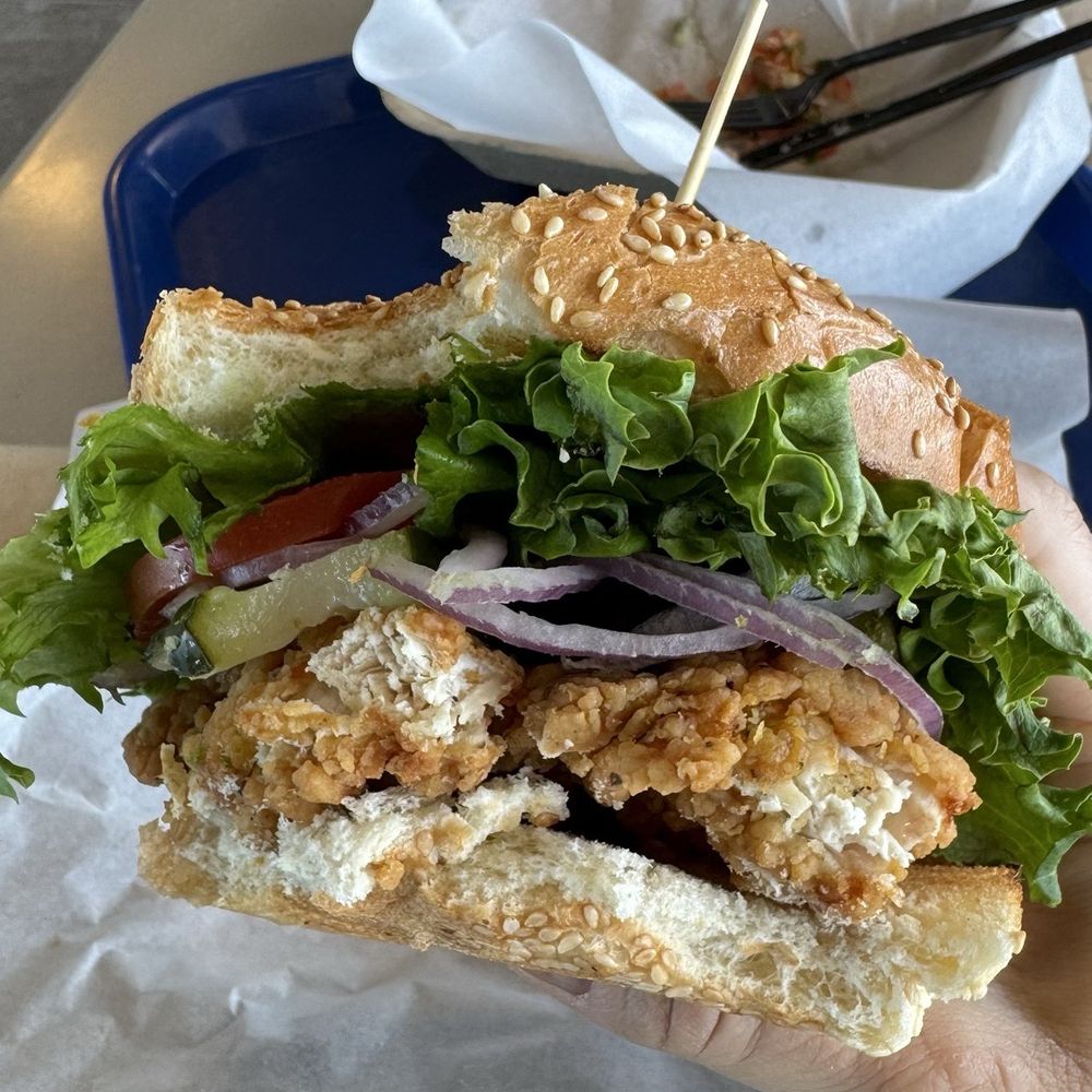 Flight Grill - American Near Me - Tucson, Arizona