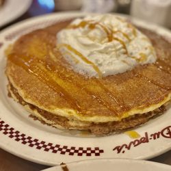 Du-par's Restaurant and Bakery - Cinnamon swirl pancakes