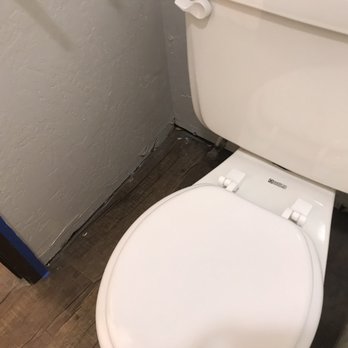 Alpine Flats - Is that mold?? And unfinished floor, spiders and mice galore - University Housing Near Me - Logan, Utah