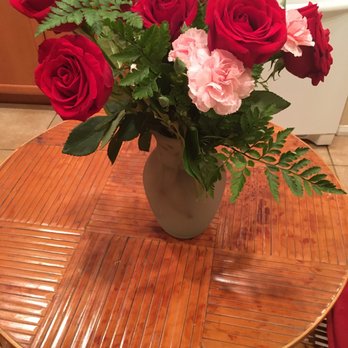 Avas Flowers - Not the $102.00 flowers ordered!!! - Florists Near Me