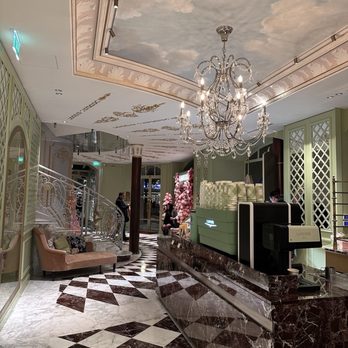Ladurée - Macarons Near Me - Paris, 75 Ladurée - Macarons Near Me - Paris, 75