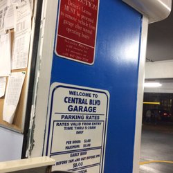 Central Garage - Info