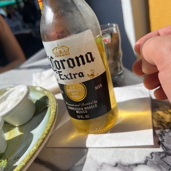 Martha's - American Near Me - Hermosa Beach, California