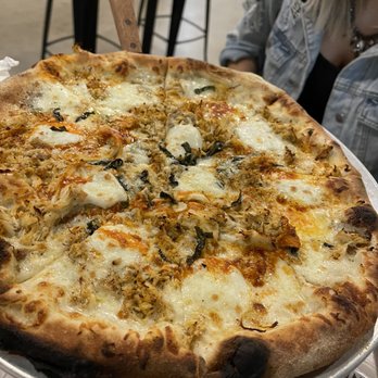 V Pizza Brier Creek + Flask - Buffalo mozzarella - Chicken Wings Near Me - Raleigh, North Carolina V Pizza Brier Creek + Flask - Buffalo mozzarella - Chicken Wings Near Me - Raleigh, North Carolina