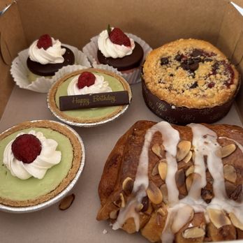 Chef Flemming's BakeShop - Key lime mini pie, cheesecake, pastries - Bakeries Near Me - Henderson, Nevada
