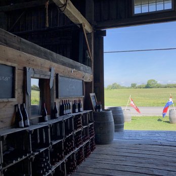 Karlo Estate Winery - Wineries Near Me - Wellington, Ontario