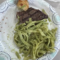 Tallarines verdes with churrasco Tallarines verdes with churrasco
