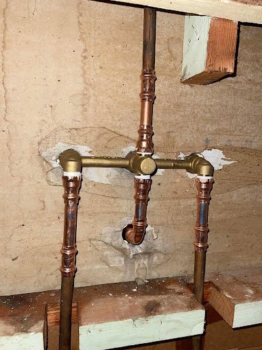 Slide of Titan Jetters