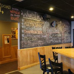 Sluggers Sports Bar & Grill