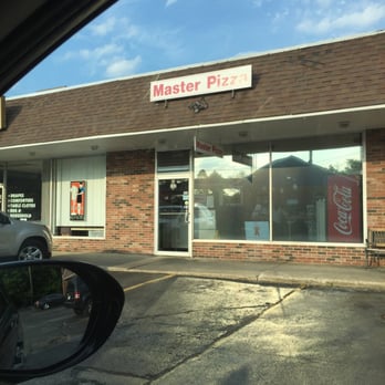 Master Pizza - the outside of a restaurant - Pizza Near Me - Chagrin Falls, Ohio