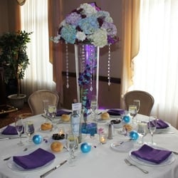 Calverton Floral Design & Gift Shoppe